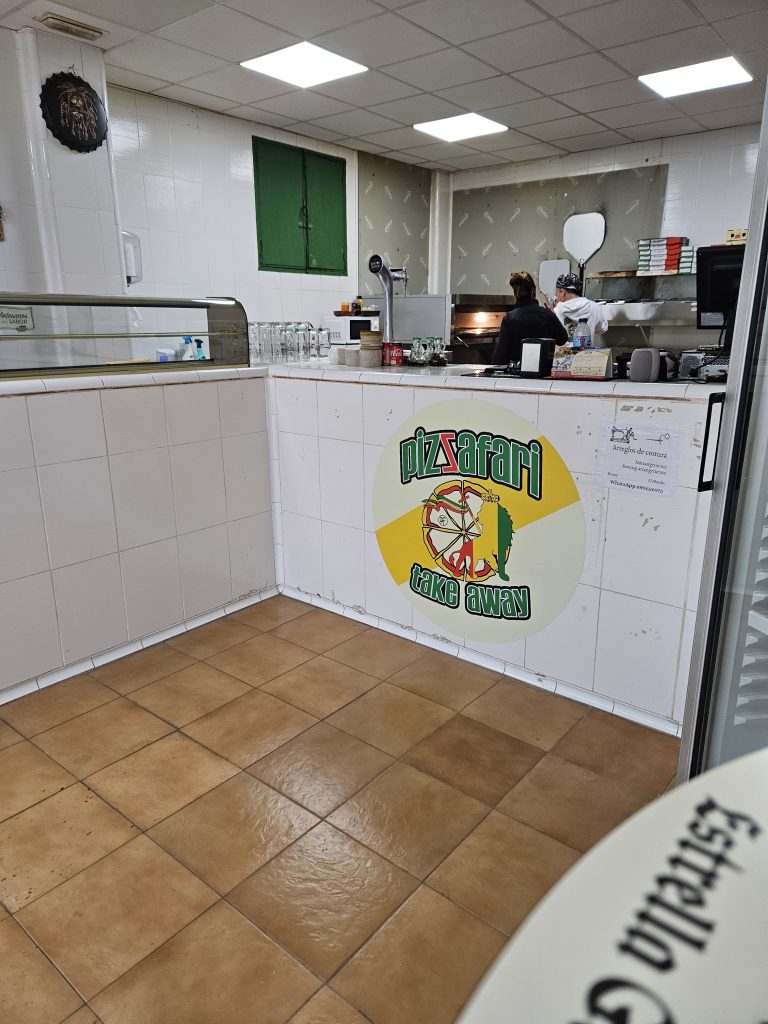 Pizzafari Kitchen